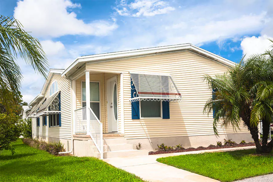 What to Expect When Hiring a Mobile Home Service Contractor in Orange County